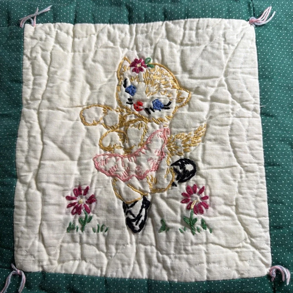Vintage Handmade Embroidered Crib Quilt Playful Animals Green White